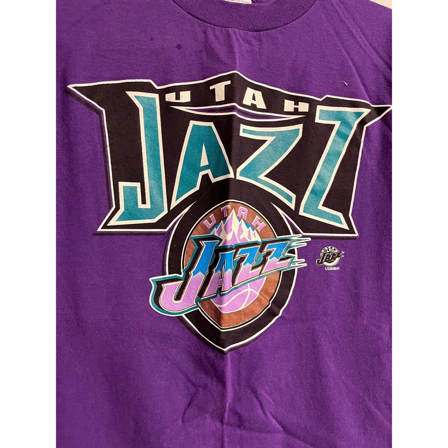 Logo 7 Vintage Utah Jazz t-shirt size M 100% cotton