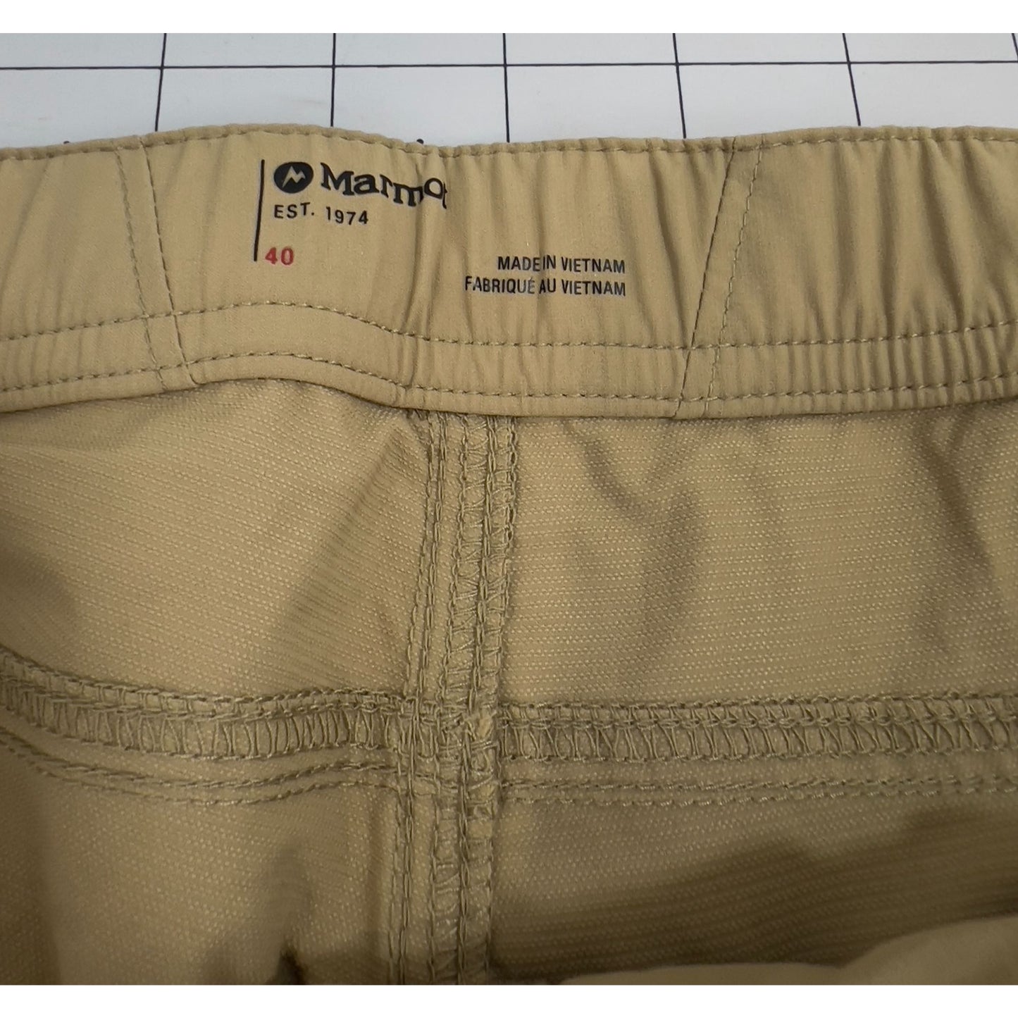 Marmot Mens Arch Rock 9" Hiking Shorts Size 40 NWT Shetland Khaki Color
