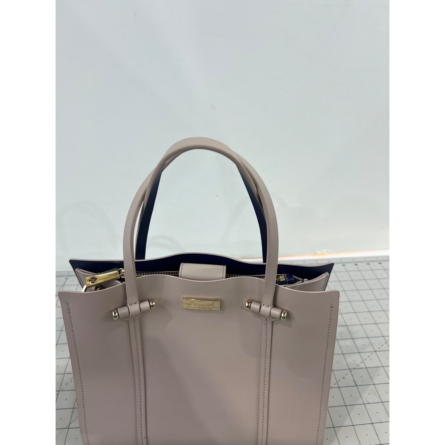 Kate Spade New York Blush Pink Leather Tote Bag Gold Hardware Navy Interior Fine