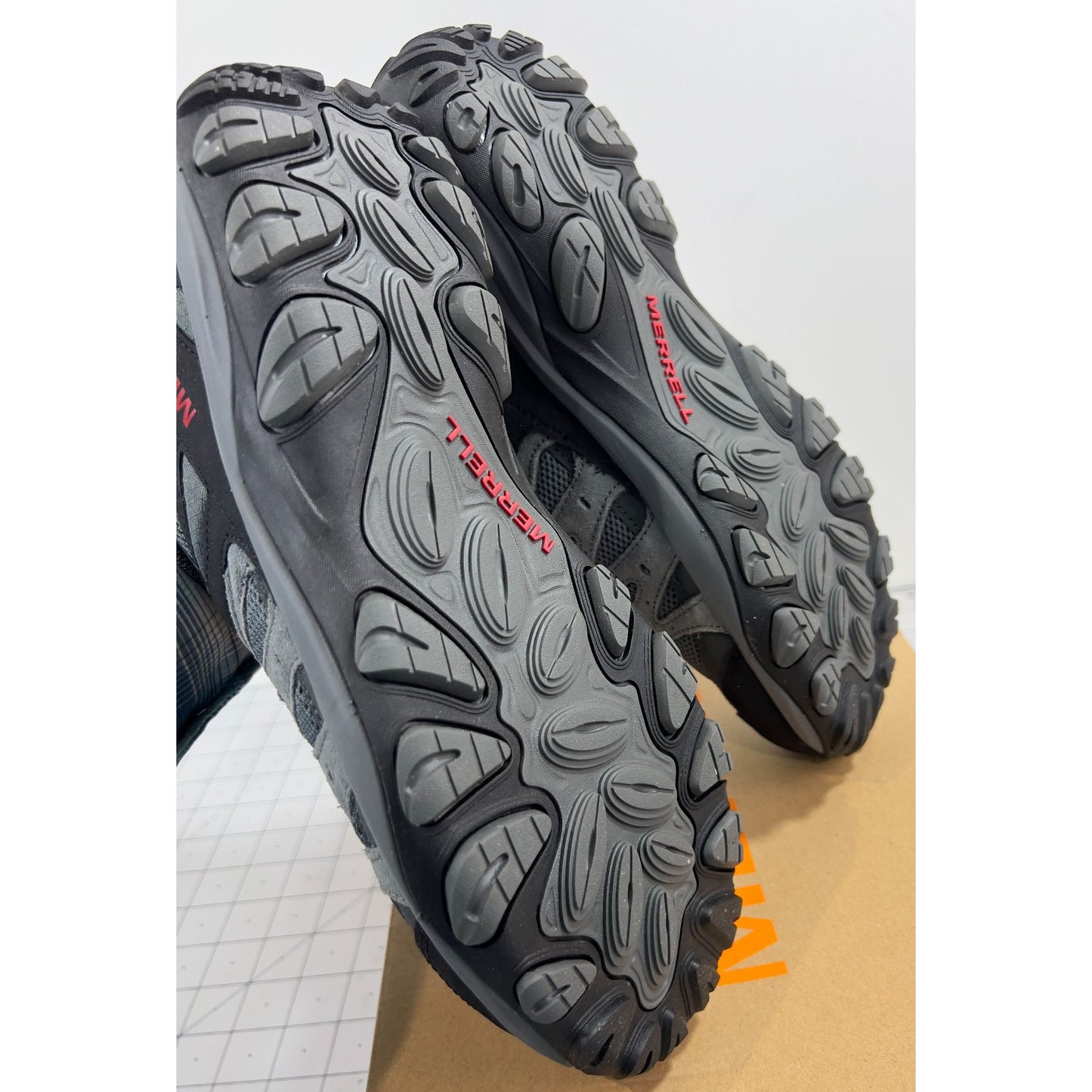 Merrell Accentor 3 Hiking Shoes Leather/Synthetic Men's Sz. 9 New Rock/Gray